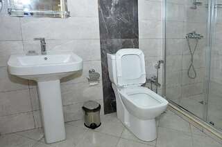 Мини-отель Flamingo Hotel Baku Баку Трехместный номер-3